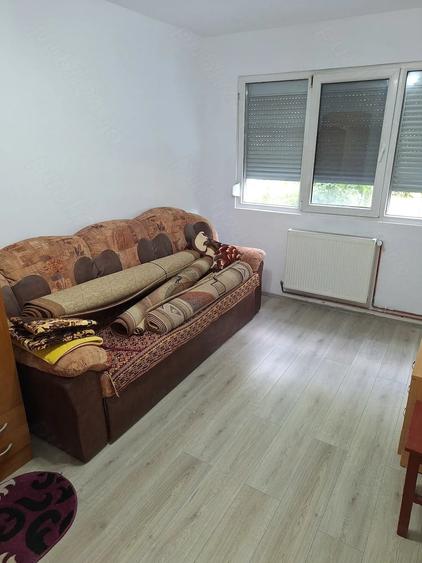 Apartament cu 2 camere nedecomandat în Govândari