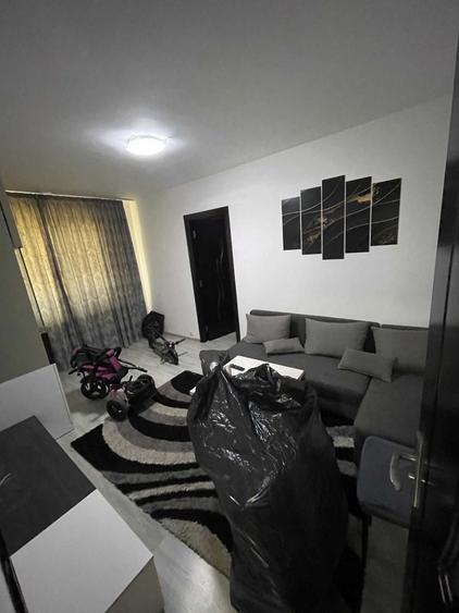 Apartament cu 2 camere nedecomandat în Central
