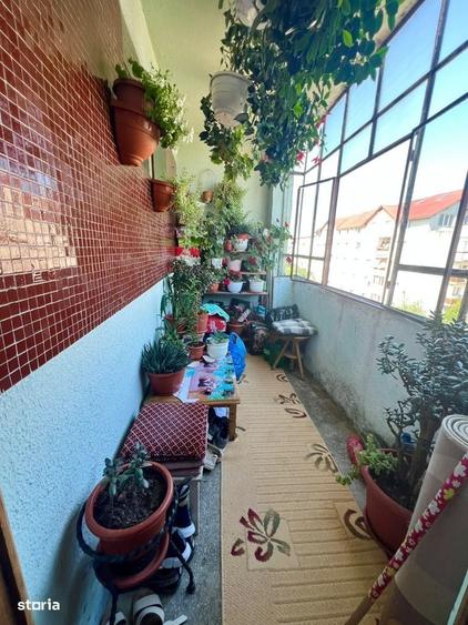 Apartament cu 3 camere în Est