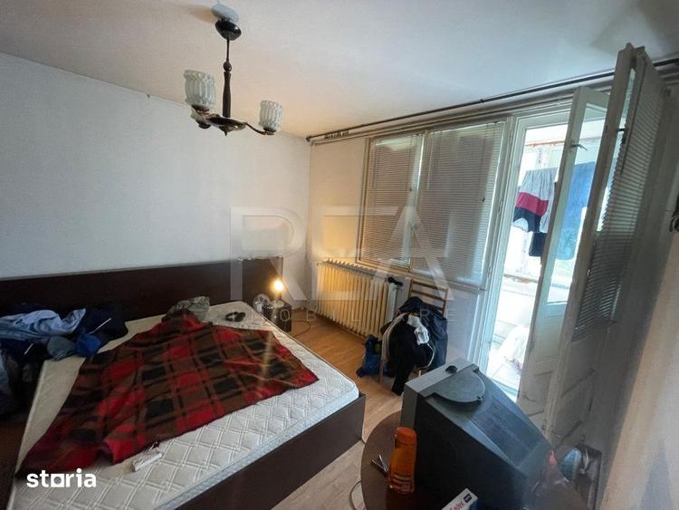 Apartament cu 4 camere decomandat în Titan