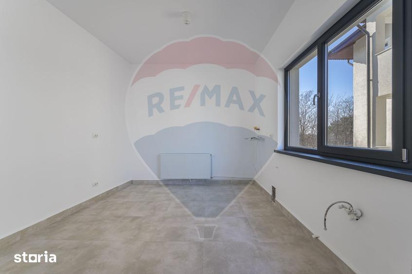 Casă cu 5 camere cu Teren 507 Mp în Cernica