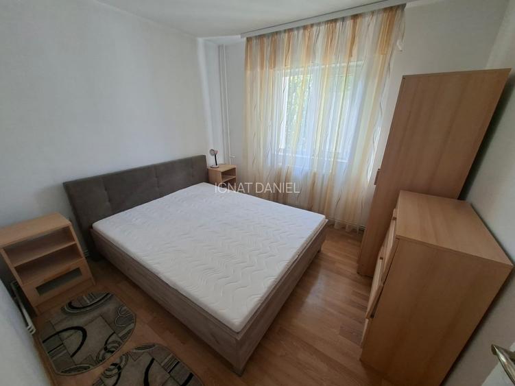Apartament cu 2 camere, etajul 2/4, zona Metalurgie