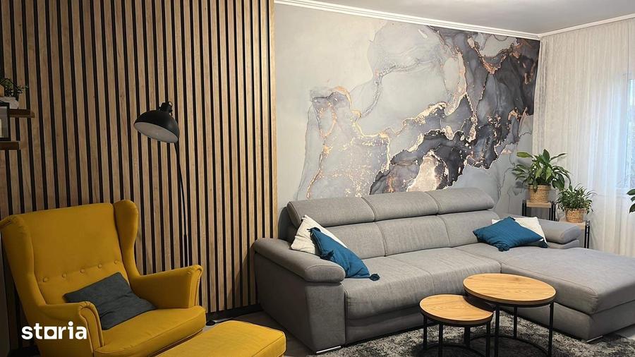 Apartament cu 3 camere în Orașul Nou