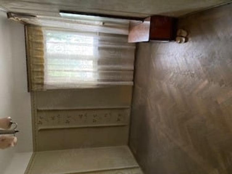 Casă cu 4 camere cu Teren 260 Mp în Școlilor