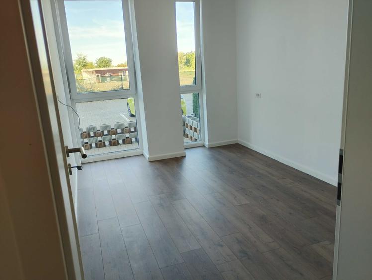 Apartament cu 2 camere decomandat în Torontalului