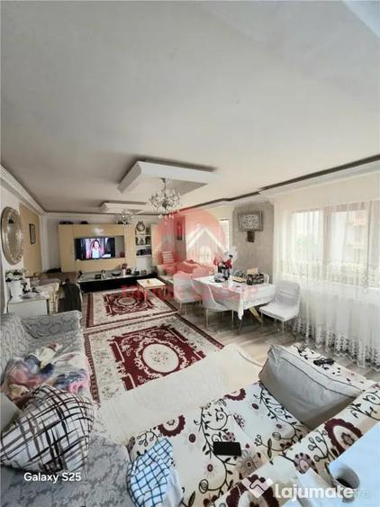 Casă cu 6 camere cu Teren 144 Mp în Casa de Cultură