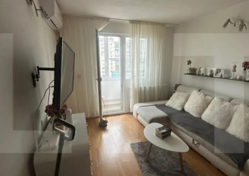 Apartament cu 2 camere semidecomandat în Aurel Vlaicu