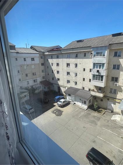 Apartament cu 3 camere decomandat în Fălticeni