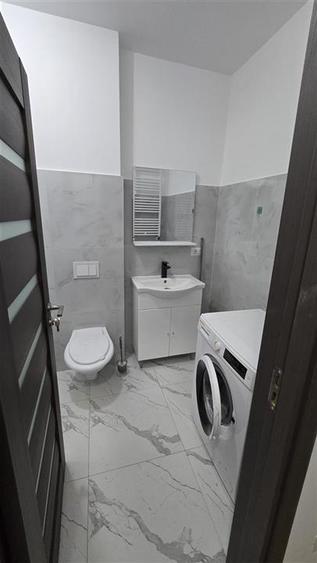 Garsonieră decomandată, mobilată în Sud