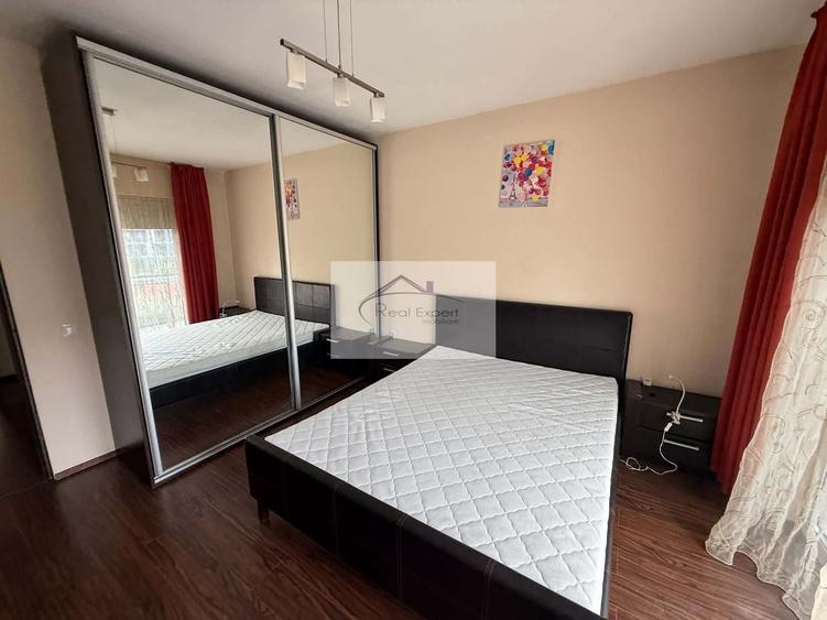 Apartament cu 4 camere decomandat în Bună Ziua