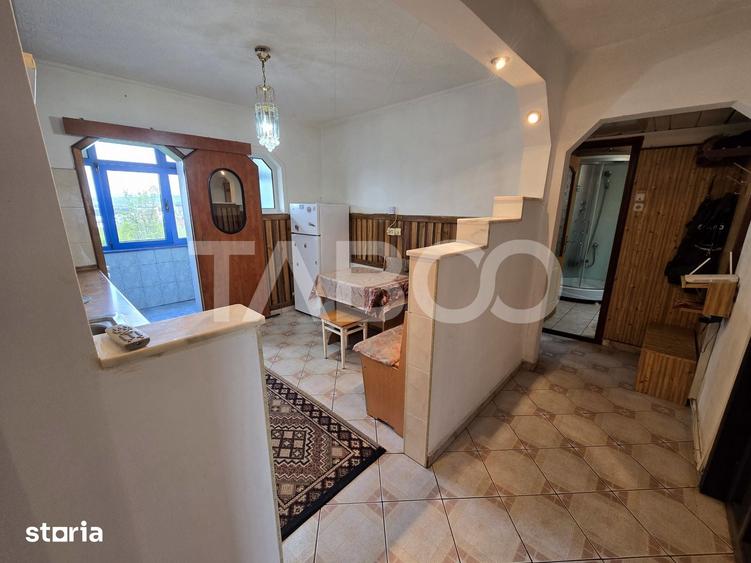 Apartament cu 2 camere decomandat în Vasile Aaron