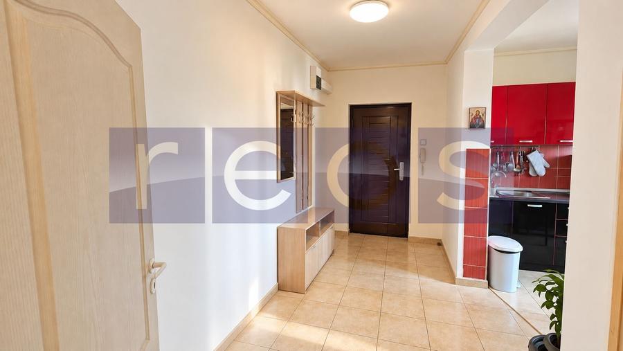 Apartament cu 4 camere decomandat în Sebastian