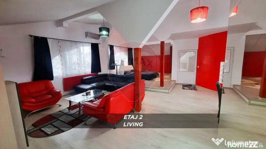Casă cu 10 camere cu Teren 750 Mp în Central
