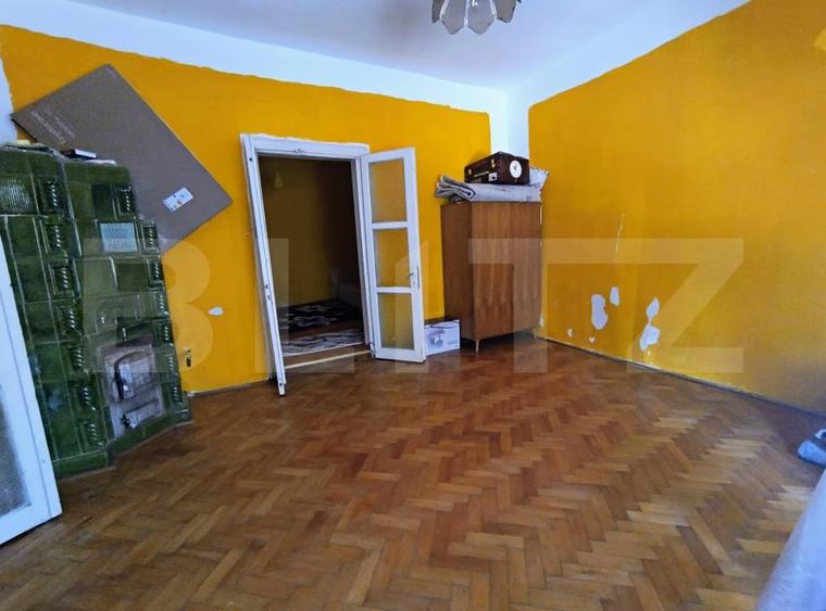 Casă individuală cu 3 camere cu Canalizare în Central