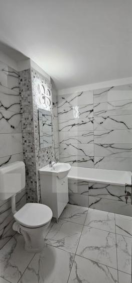 Apartament cu 3 camere decomandat în Semicentral
