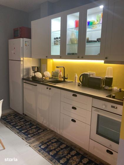 Apartament cu 3 camere în Aeroport