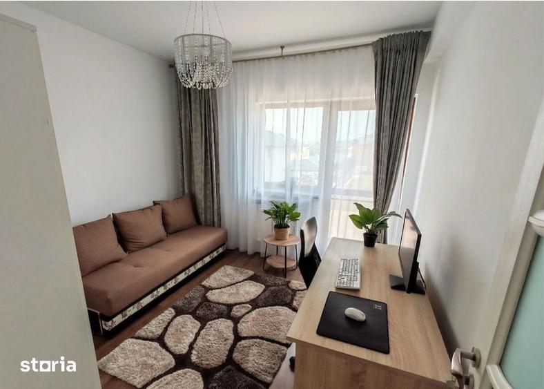 Casă cu 4 camere cu Teren 319 Mp în Rediu