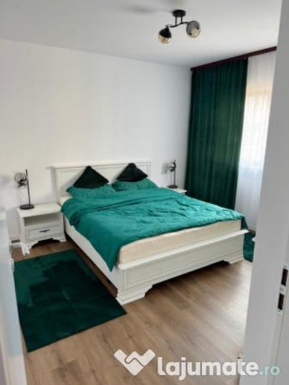 Casă cu 2 camere cu Teren 1400 Mp în Lăpuș
