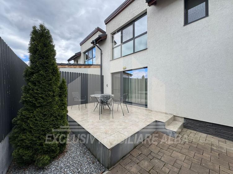 Duplex cu 3 camere cu Canalizare în Bărăbanț