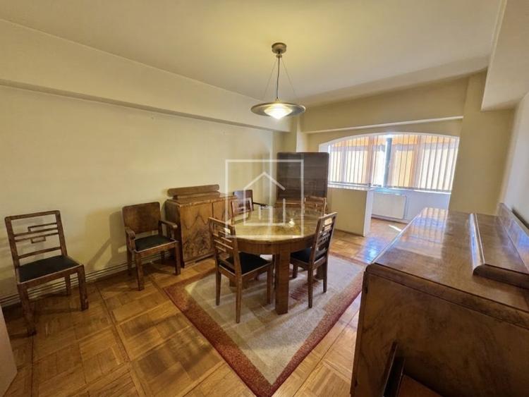 Apartament cu 4 camere decomandat, mobilat în Turnișor