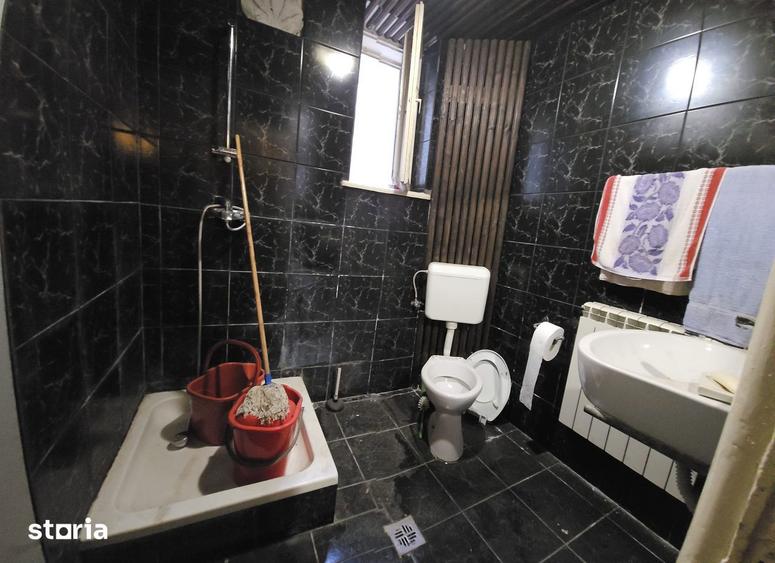 Sala Palatului Cismigiu, centrala, solid, inalt, pivnita&beci, comis 0 - 10