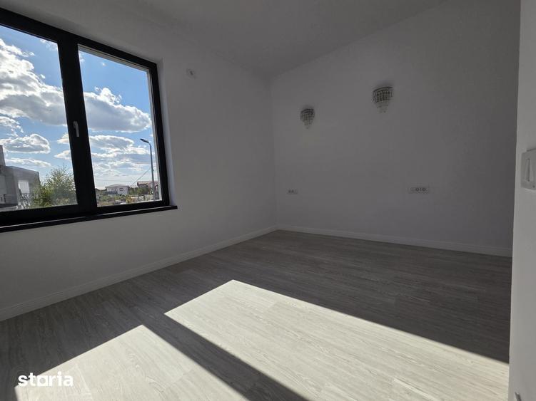 Casă cu 4 camere cu Teren 300 Mp în Cornetu