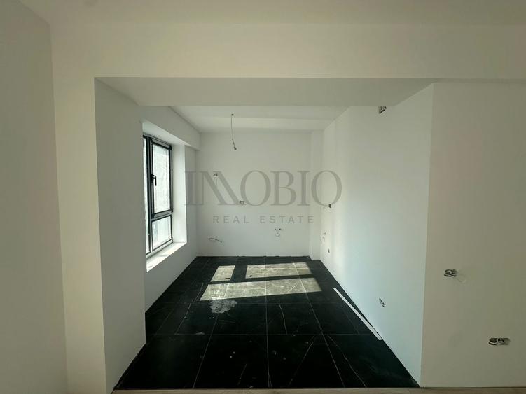 Apartament cu 2 camere semidecomandat în Sisești