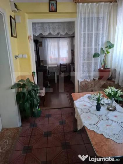 Casă cu 3 camere cu Teren 500 Mp în Central