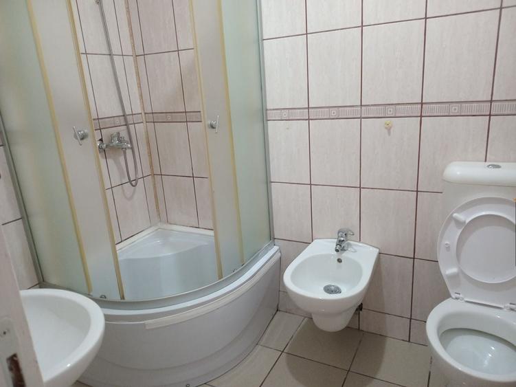 Garsonieră semidecomandată în Eroii Revoluției
