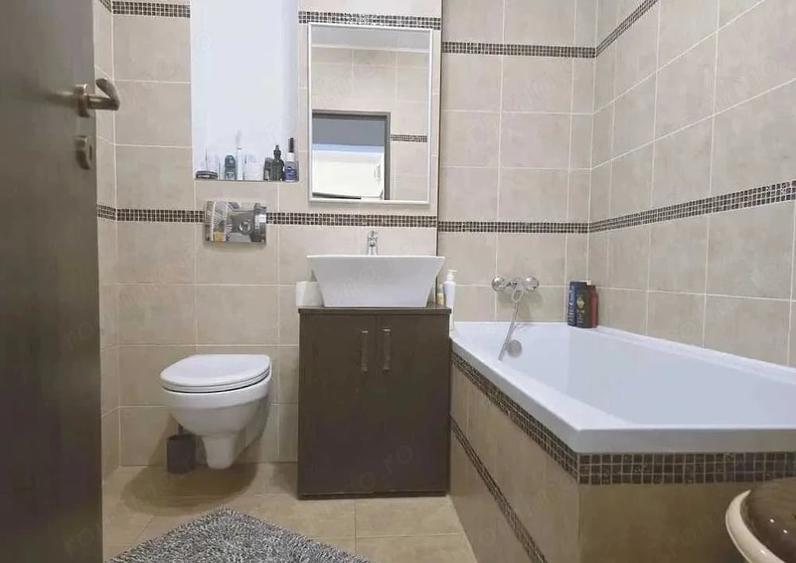 Apartament cu 2 camere decomandat în Centrul Civic