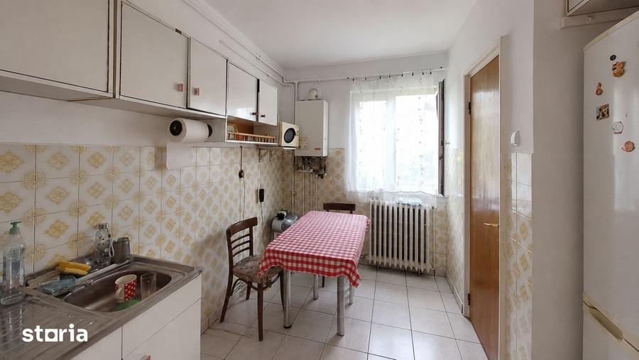 De vanzare Apartament 3 camere decomandate in Gradini Mana?tur - 12