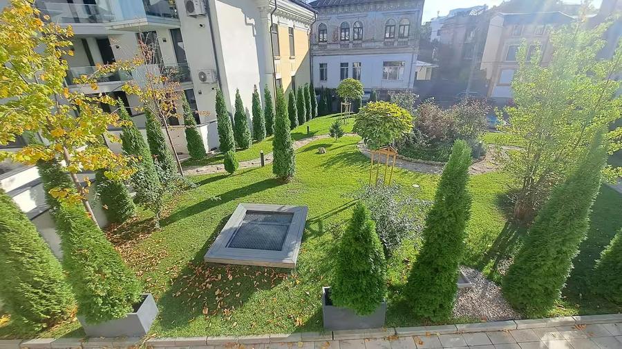 Carmen Sylva Royal Apartments | 2 camere | Gradina-Piscina-Parcare subterana - 1
