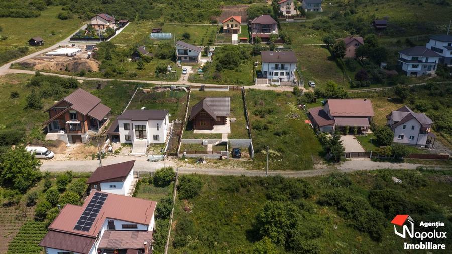 Casă individuală cu 3 camere cu Canalizare în Chinteni