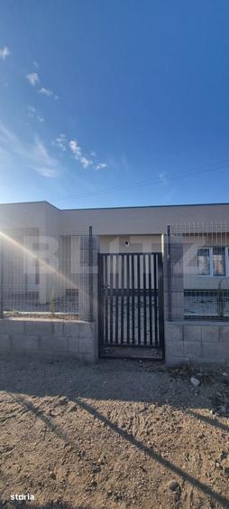 Casă cu 2 camere cu Teren 100 Mp în Între Lacuri