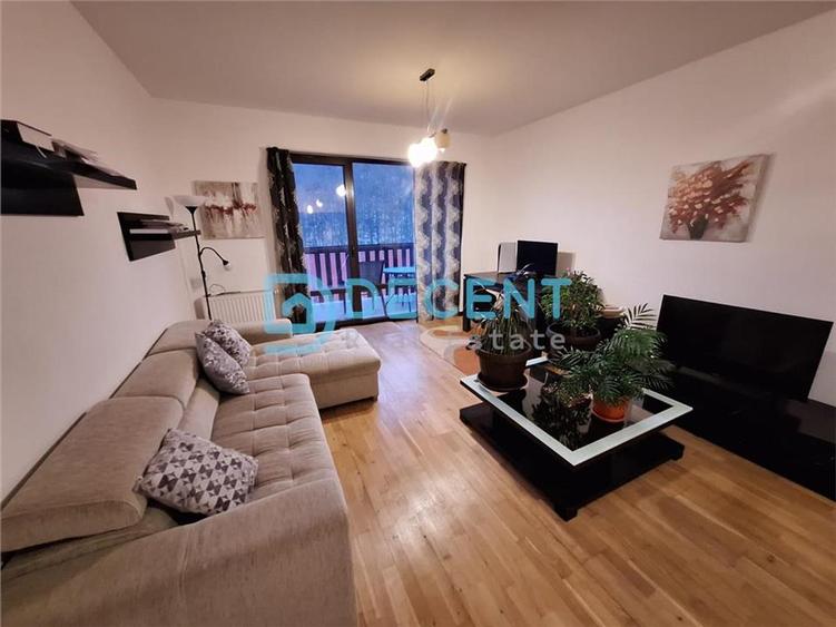 Apartament cu 2 camere semidecomandat, mobilat în Răcădău