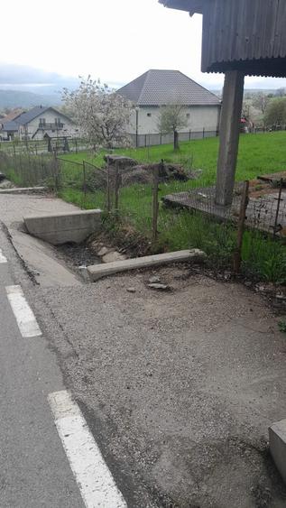 Spațiu comercial, în Șurdești