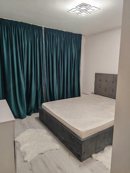 Apartament cu 2 camere decomandat în Viilor