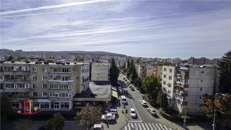 Apartament cu 2 camere decomandat, mobilat în Tudor
