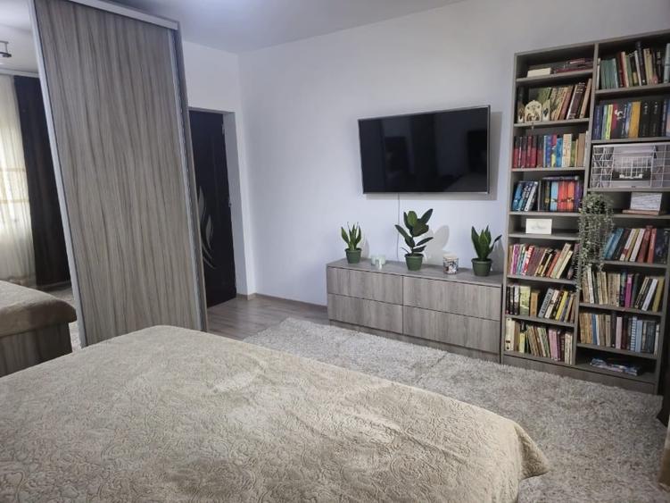 Casă individuală cu 3 camere cu Teren 450 Mp în Tomești