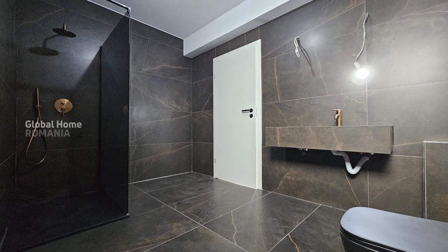 Casă cu 5 camere cu Canalizare în Pipera