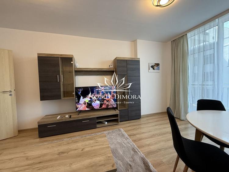 Apartament cu 2 camere decomandat, mobilat în Central