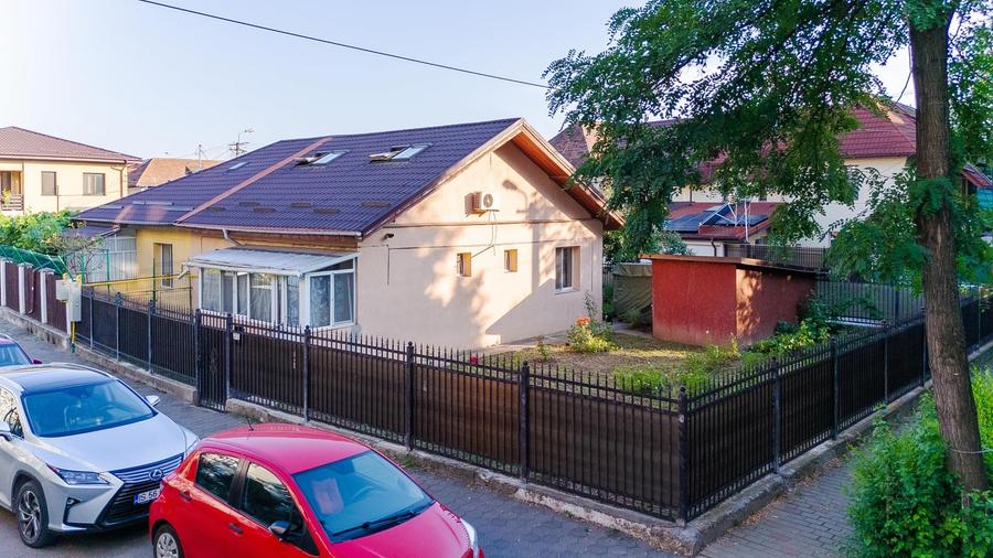 Duplex cu 4 camere cu Canalizare în Podul de Piatră