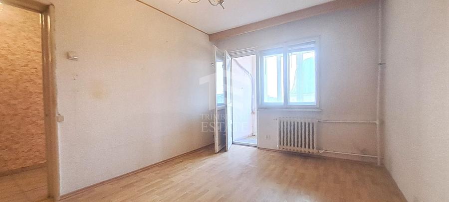Apartament cu 3 camere decomandat în Berceni