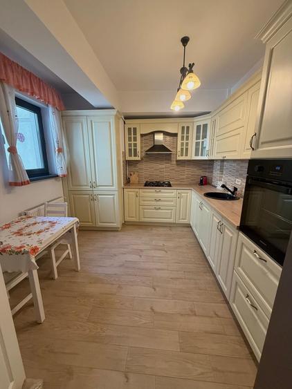 Apartament cu 2 camere semidecomandat în Domenii