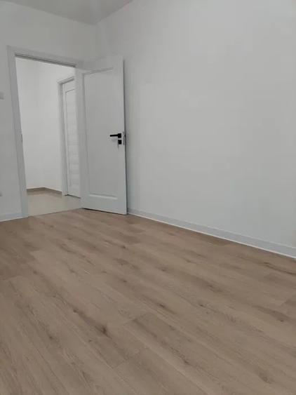 Apartament cu 2 camere decomandat în Alexandru cel Bun
