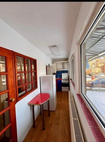 Apartament cu 2 camere decomandat, mobilat în Filiași