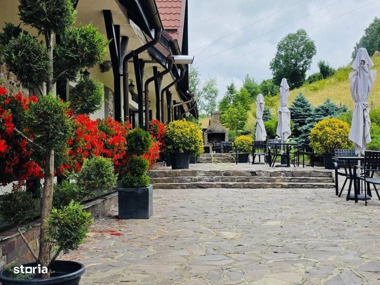 Spațiu comercial, de 980 mp, în Bran
