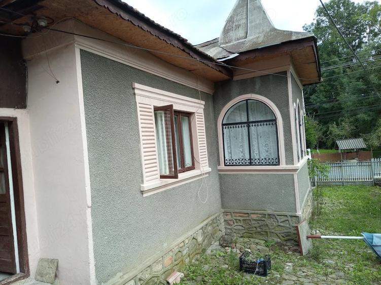 Casă cu 3 camere cu Teren 1106 Mp în Bezdead