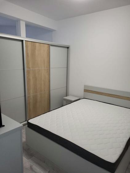 Apartament cu 2 camere semidecomandat în Paleu