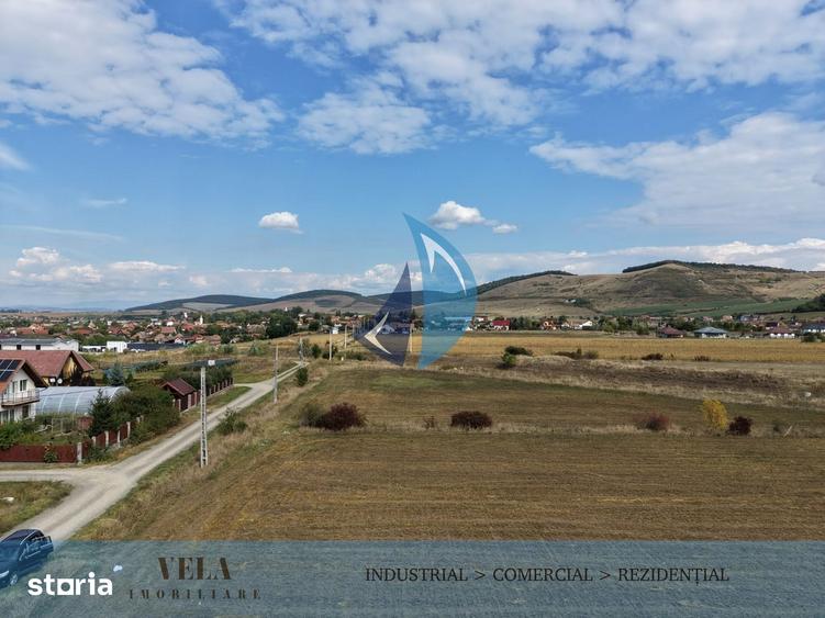 Teren de 600 mp, în Ernei